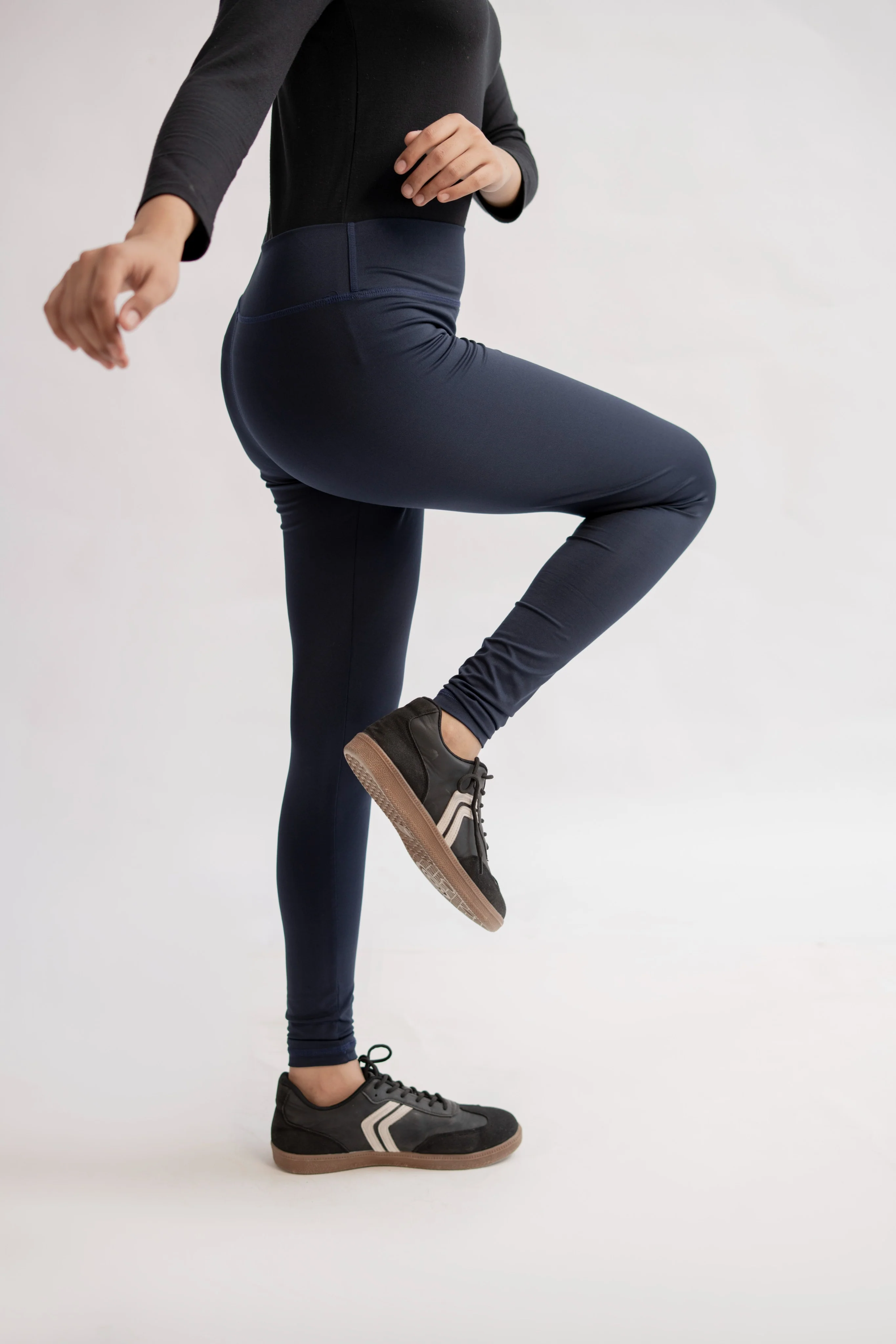 Pack of 2 Premium Slim Fit Tights + Free T-Shirt (Navy Blue & Black) E5 - Image 10