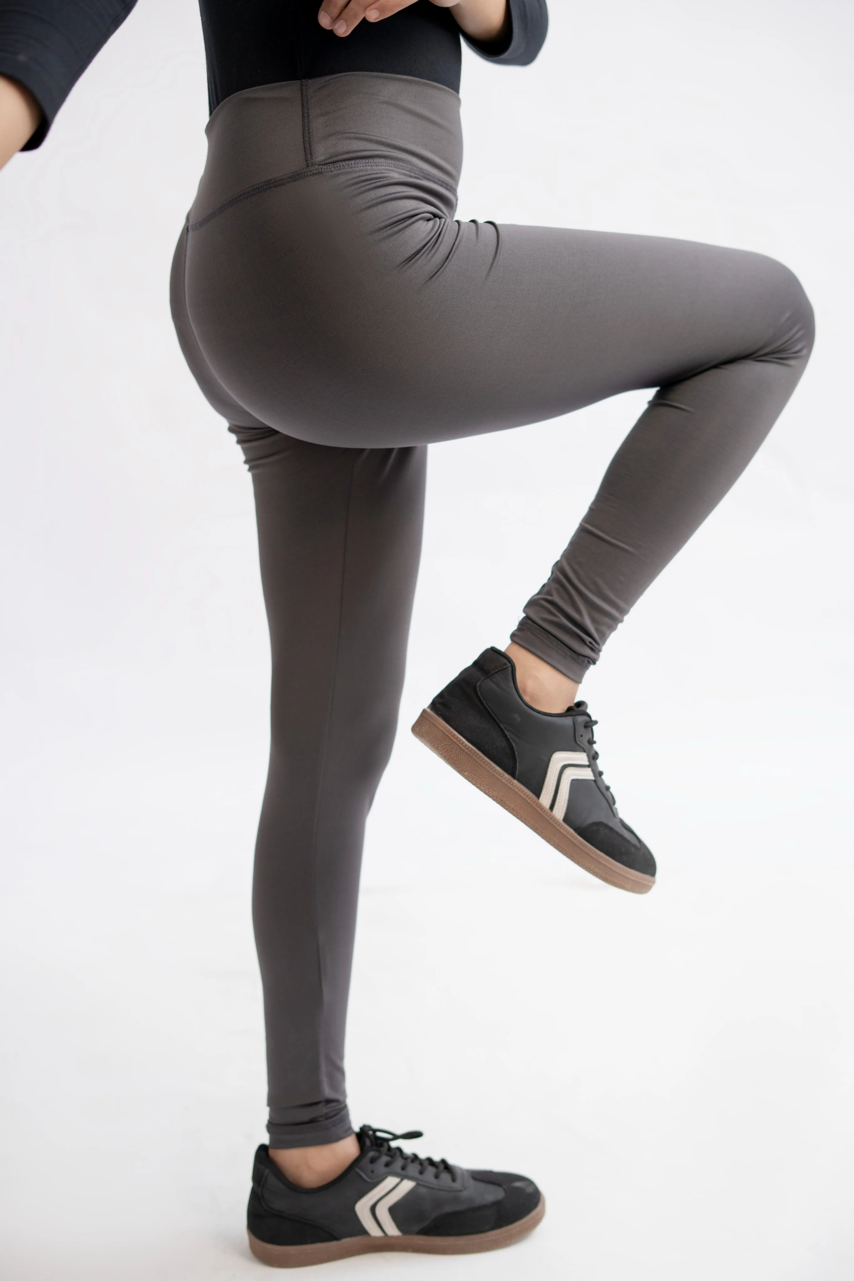 LB-Stylish Charcoal Gray Tights E3 | Premium Sports & Casual Leggings for Ladies - Image 5