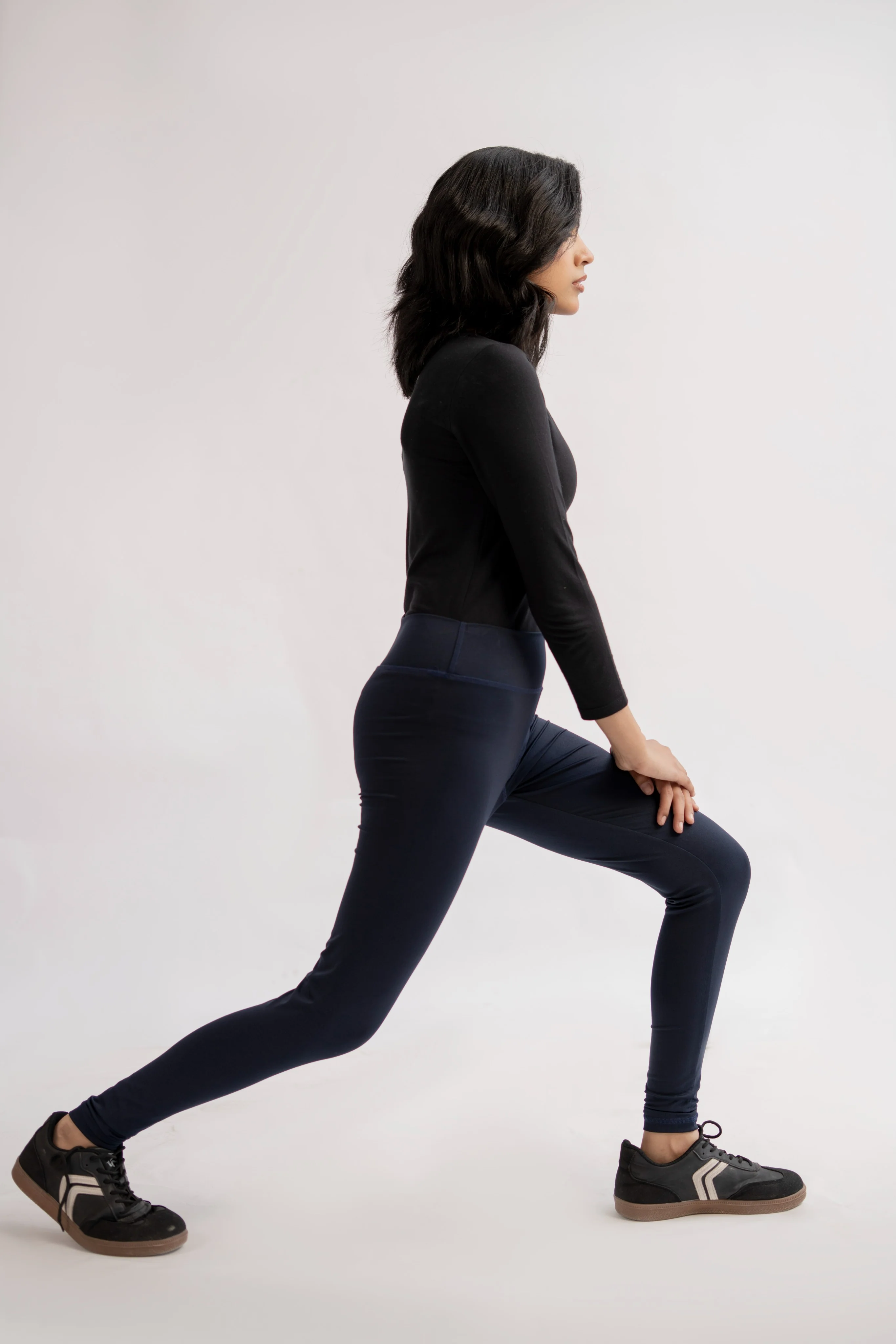 LB-Stylish Navy Blue Tights E4 | Premium Sports & Casual Leggings for Ladies - Image 4